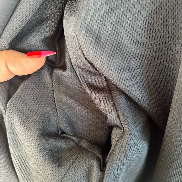 Fabletics Women’s Black Jacket Heavy - Picture 7 of 14